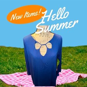 BNWT- Karen Kane long sleeve blue, Size L